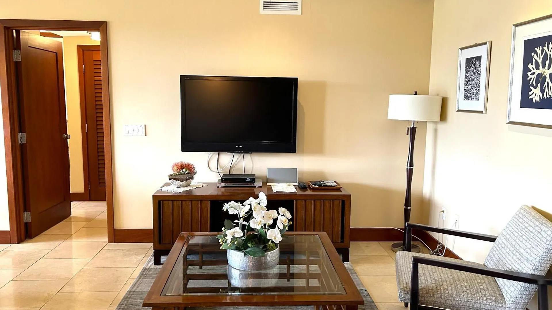 Apartment Luxury Ko Olina Beach Rental B105 Ground Floor With Private Garden 1Parking Kapolei