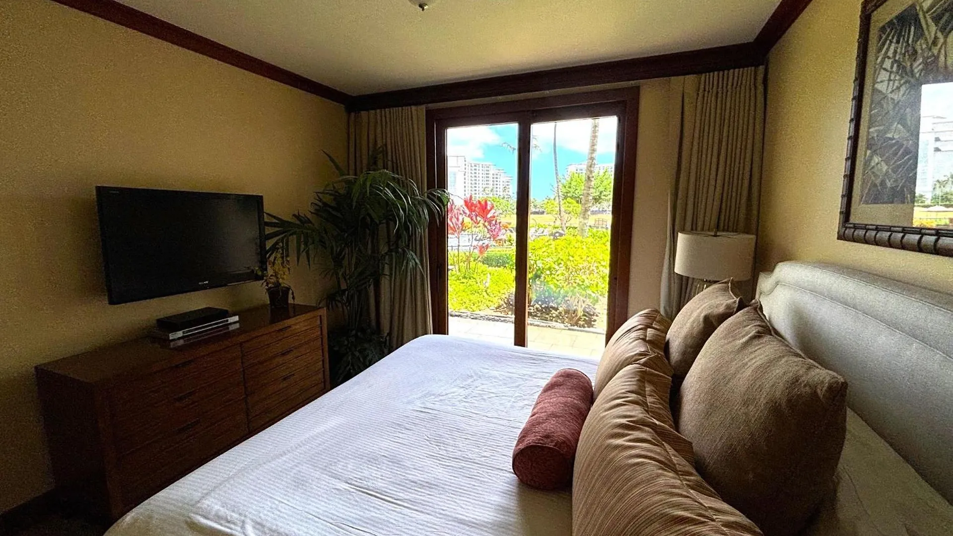 Luxury Ko Olina Beach Rental B105 Ground Floor With Private Garden 1Parking Kapolei